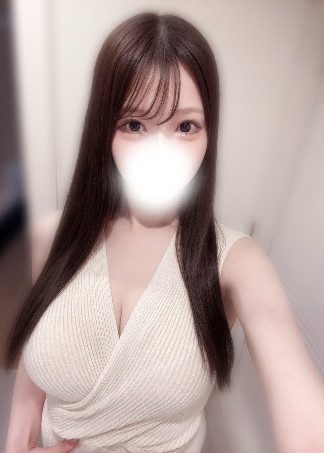 朝比奈ひよ